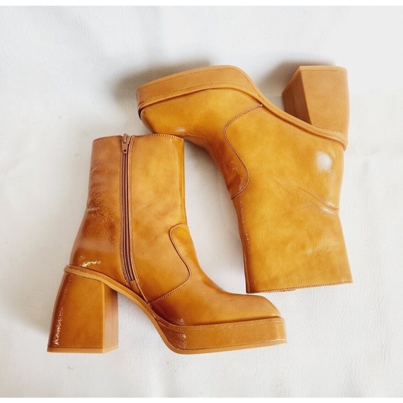Free People Ruby Shine Platform Boot US 8.5 EU30 Sedona Gold